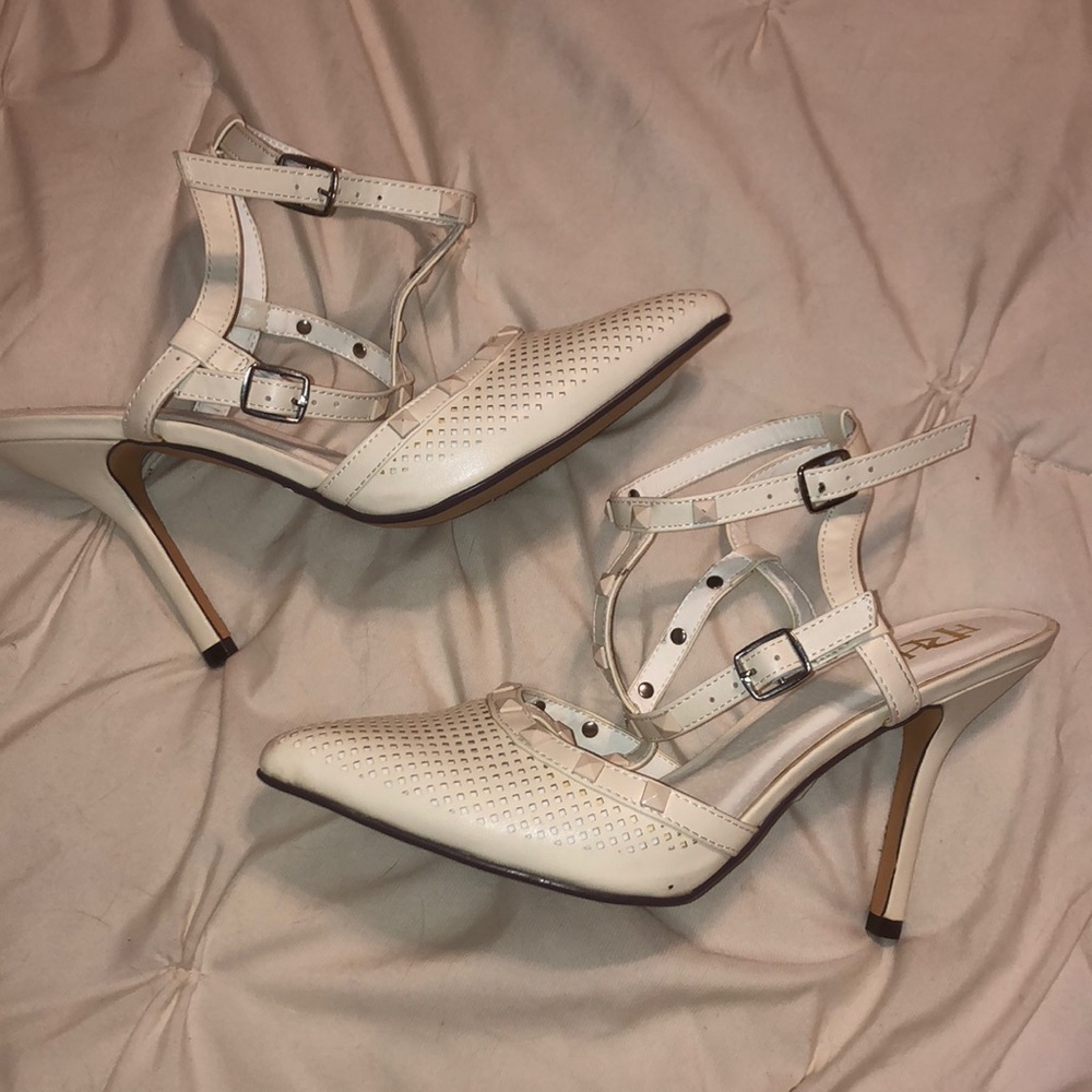 Rockstud Inspired studded shoes NWOT